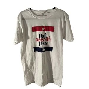 DONT MESS WITH TEXAS ADULT MEDIUM WHITE GRAPHIC TSHIRT FLAG PRIDE SLOGAN LOGO